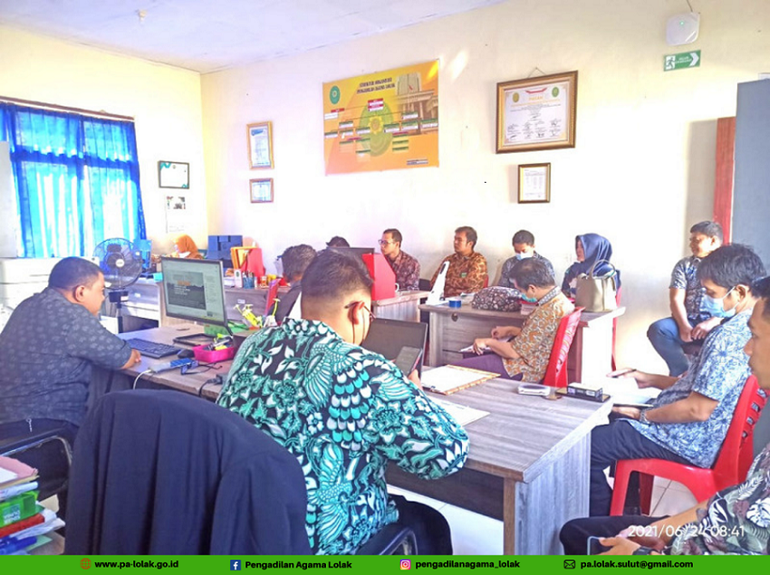 Rapat Kepaniteraan Web